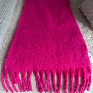 Anthropology NWT Noodle fringe scarf